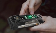 Представлен суперзащищённый смартфон с двумя экранами и огромной батареей