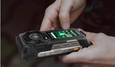 Представлен суперзащищённый смартфон с двумя экранами и огромной батареей