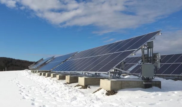 Китайцы создали батарею для солнечных трекеров, работающую при –40°C
