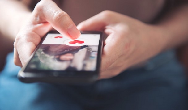 59% українців мали неприємний досвід при спілкуванні на платформах для онлайн знайомств