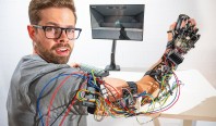 Роботизированный экзоскелет для геймеров повышает точность стрельбы в шутерах