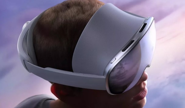 Samsung и Google бросают вызов Apple: новый шлем Galaxy XR стоит вдвое дешевле Vision Pro Samsung и Google бросают вызов Apple: новый шлем Galaxy XR стоит вдвое дешевле Vision Pro