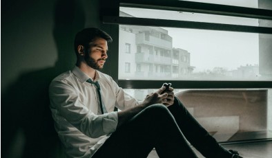 По данным OpenAI, миллионы пользователей обсуждают с ChatGPT самоубийство