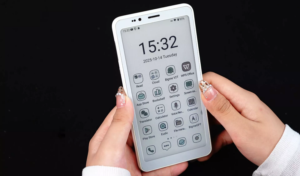 Представлены смартфоны с E Ink-экранами, которые не утомляют глаза