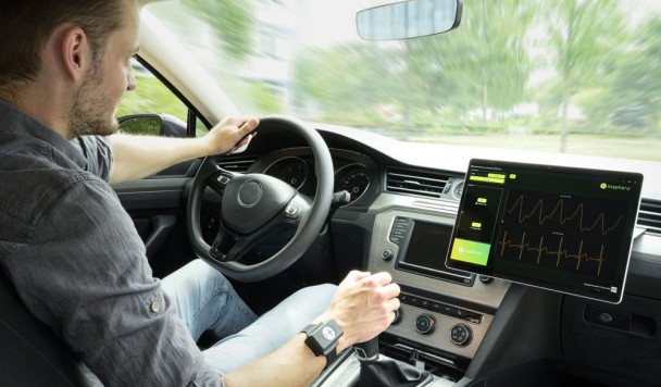 Разработаны сенсоры, которые видят усталость мозга водителя за рулём