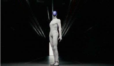 Xpeng представила человекоподобного робота IRON второго поколения