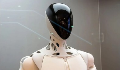 Франция представила робота-гуманоида для работы на атомных станциях