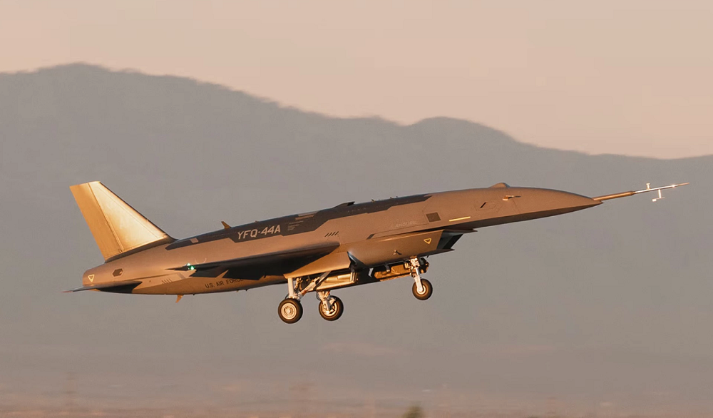 Anduril впервые показала летающий истребитель без пилота и кабины