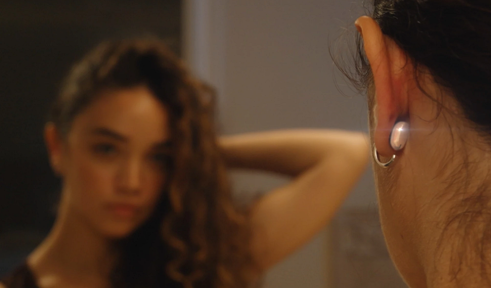 Умные серьги измеряют кровоток в голове пользователя