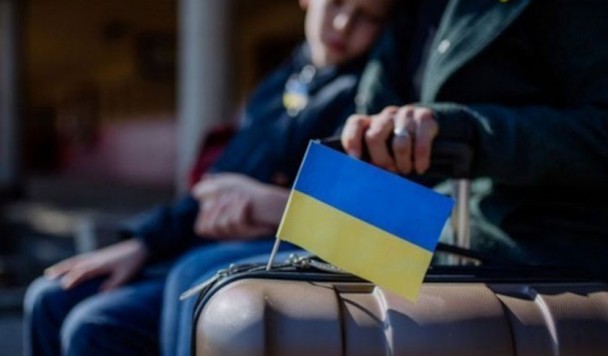 70% українців мають близьких за кордоном: як часто спілкуються з ними? Опитування Viber