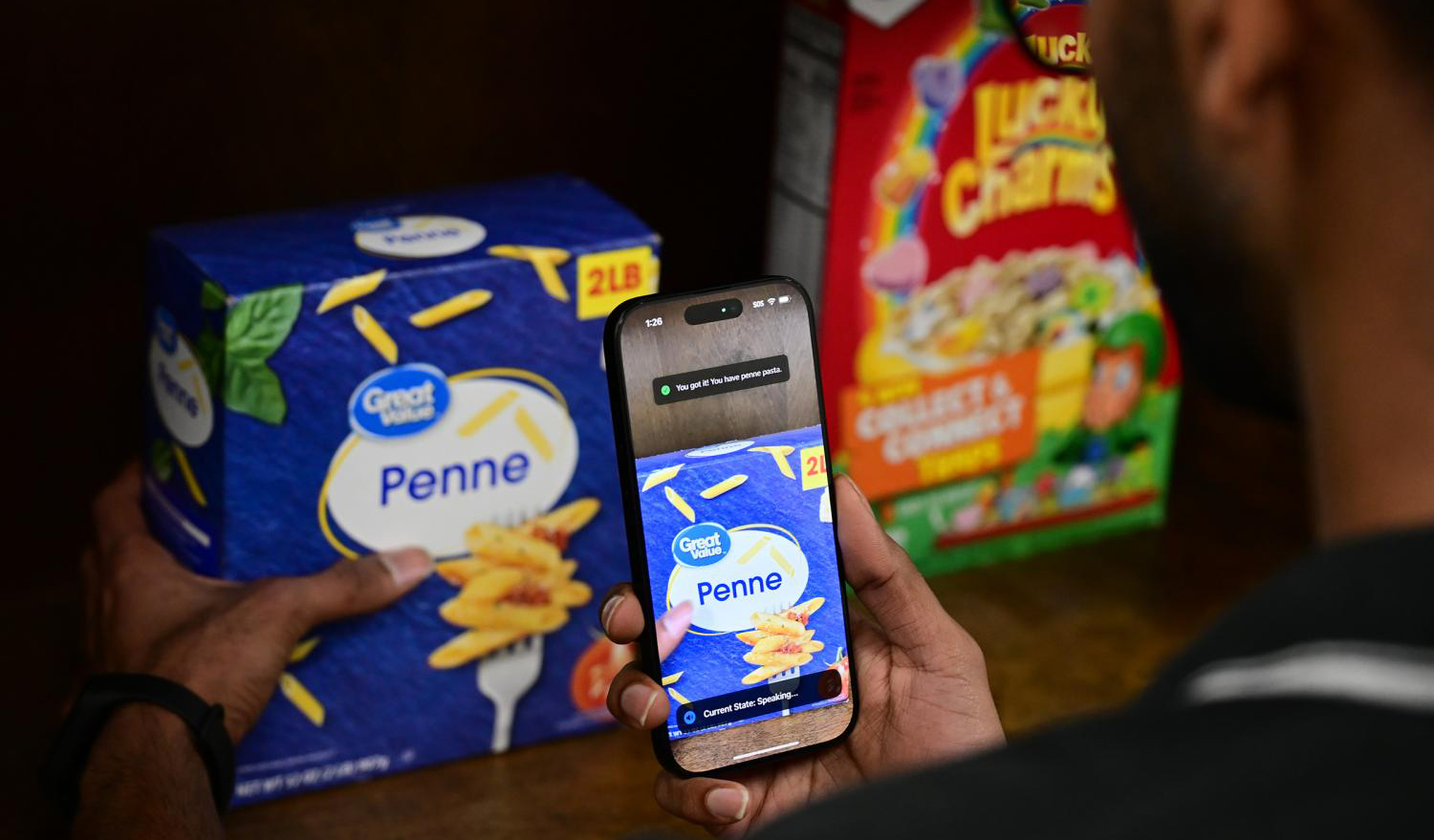 Новое приложение превращает смартфон в навигатор для людей с нарушениями зрения