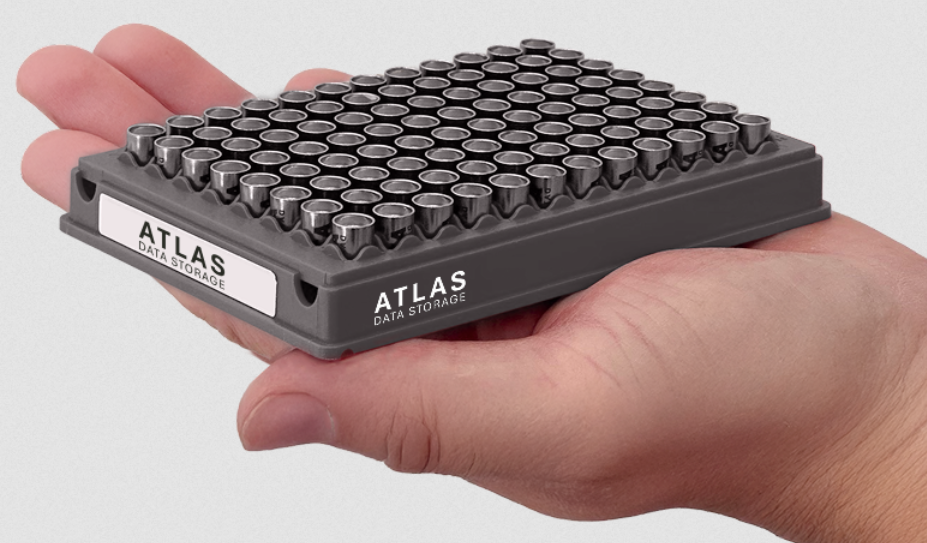 Представлено первое масштабируемое хранилище данных на синтетической ДНК