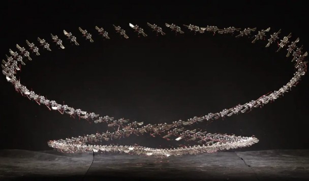 Создан сверхманёвренный микродрон, способный летать как насекомое