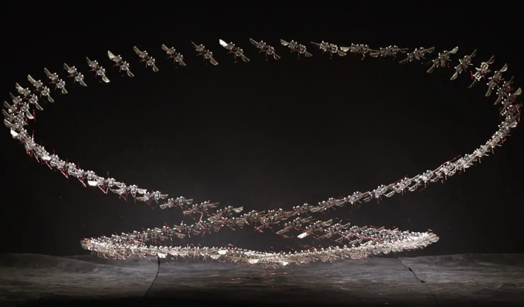 Создан сверхманёвренный микродрон, способный летать как насекомое