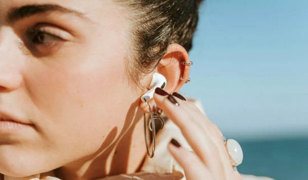 Google Translate превращает любые наушники в инструмент для синхронного перевода