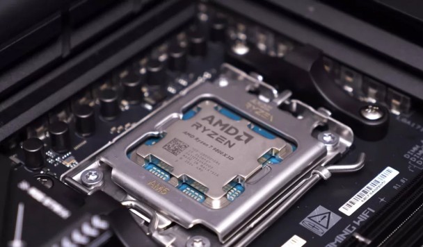 Новый король игрового железа: AMD готовит процессор с 288 МБ кэша