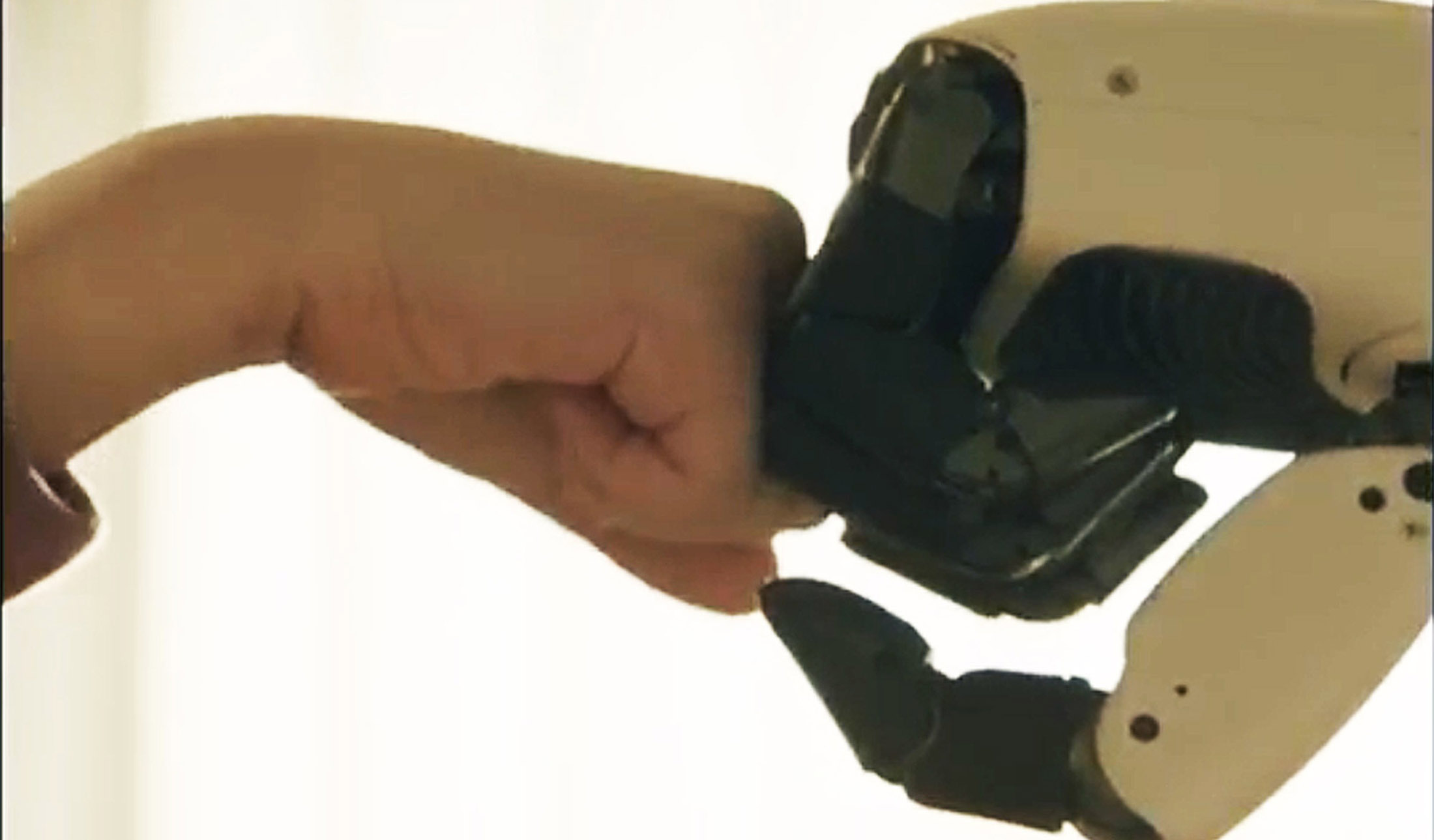 На CES LG представит домашнего робота, готового взять на себя бытовую рутину