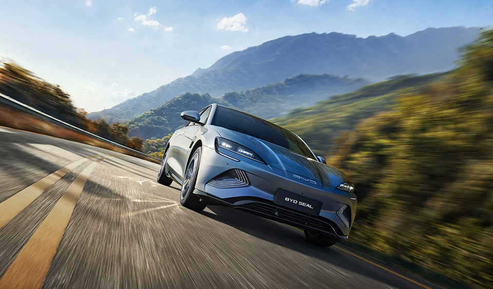 Китайская BYD обошла Tesla на мировом рынке электромобилей