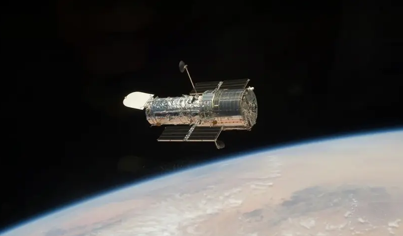 Конец «Хаббла»: телескоп упадет на землю раньше ожидаемого