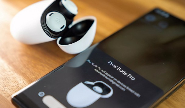 Хакеры могут следить за вами через ваши беспроводные наушники