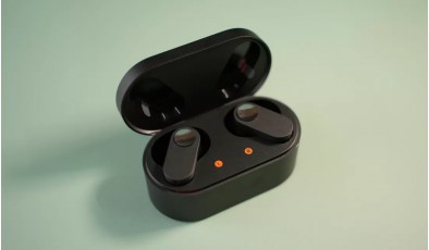 OpenAI готовит первые AI-наушники для массового рынка