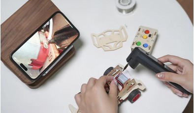 Умный паяльник с камерой упрощает работу с микросхемами