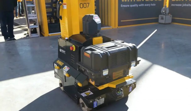 Робот вместо бригады: автономная машина ускоряет строительство дата-центров