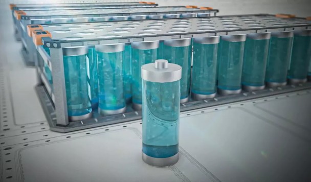 Новое открытие повышает емкость натрий-ионных батарей с помощью воды