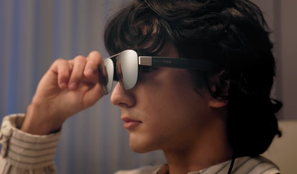 Представлены очки дополненной реальности весом всего 63 грамма