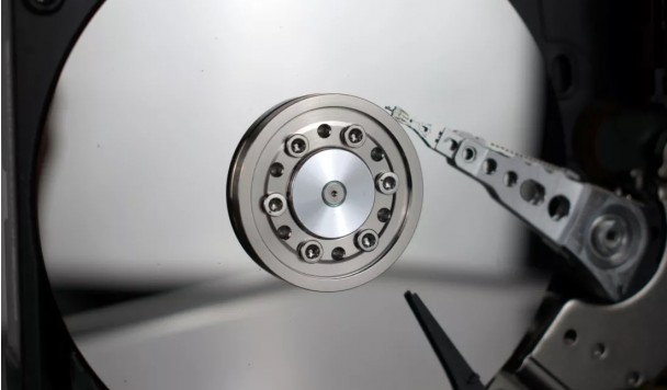 Seagate представила жесткие диски нового поколения: до 44 ТБ на одном HDD