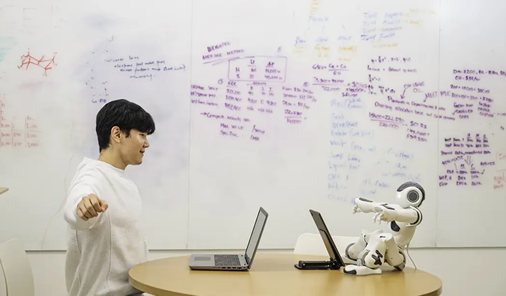 Эмпатичные роботы: как учёные учат машины общаться по-человечески