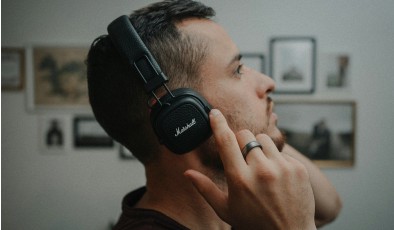 Обман слуха: ученые проверили, способен ли мозг отличить голос человека от ИИ