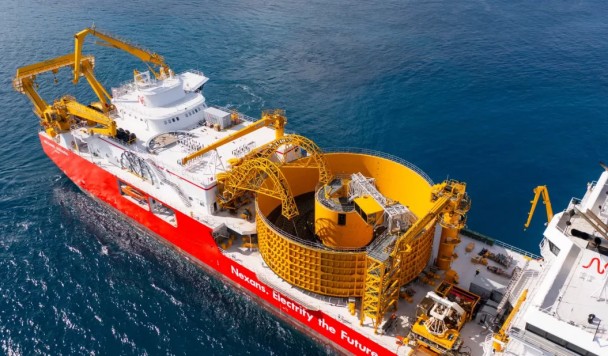 Война в Персидском заливе остановила проект подводного кабеля века