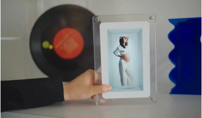 Представлена первая голографическая фоторамка для дома