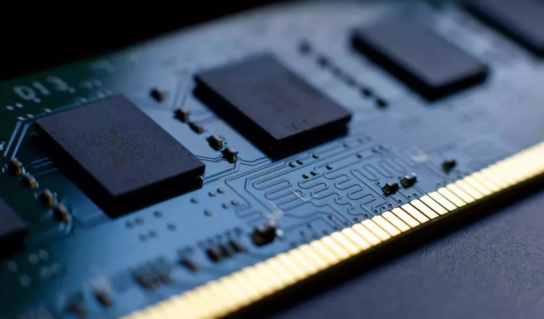 SK Hynix предупреждает: дефицит памяти из-за ИИ продлится до 2030 года