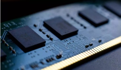 DDR5 подешевела на 30% за месяц: рынок памяти впервые показал снижение