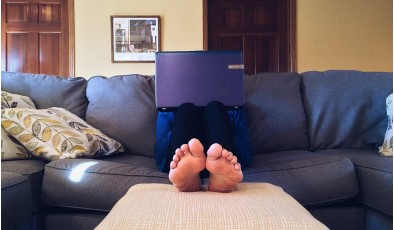 ИИ ускоряет домашние дела в два раза, но люди тратят время не на пользу