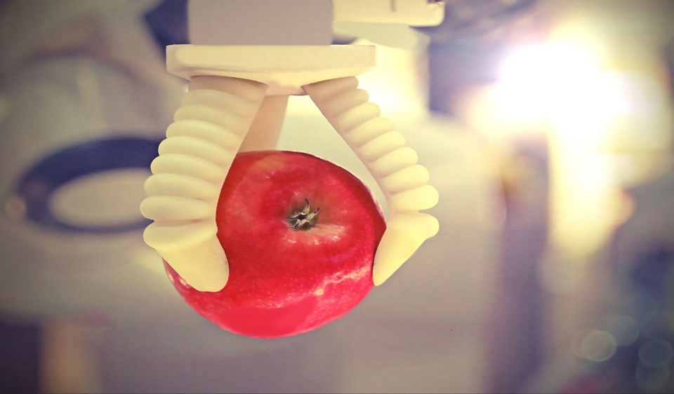 Разработана искусственная мышца, которая сама меняет форму и чинит себя