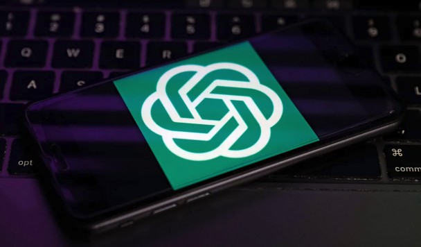 Вы не заметите, как купите: ученые раскрыли опасность рекламы в чат-ботах ИИ