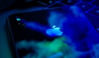 Голографический iPhone, AI-кулон и AirPods с камерами: Apple готовит три революционных устройства