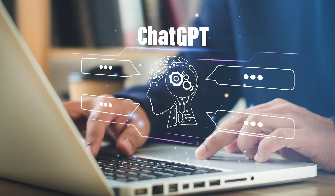 Сотрудники компаний тайком используют личные аккаунты ChatGPT в рабочих задачах