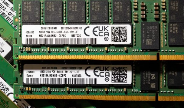 Китайская CXMT увеличила выпуск памяти в 18 раз и догоняет Micron