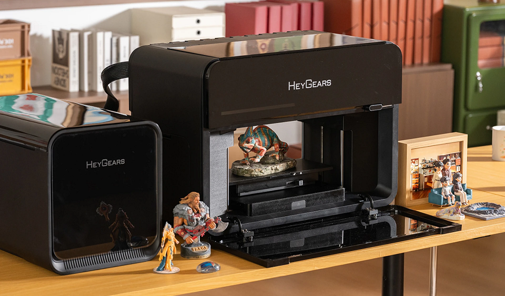 Настольный 3D-принтер HeyGears G1X печатает полноцветные модели без покраски