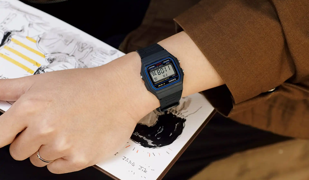 Легендарные Casio F-91W получили шагомер и Bluetooth