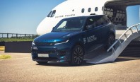 Range Rover впервые стал электрическим: огромная батарея и зарядка за 22 минуты