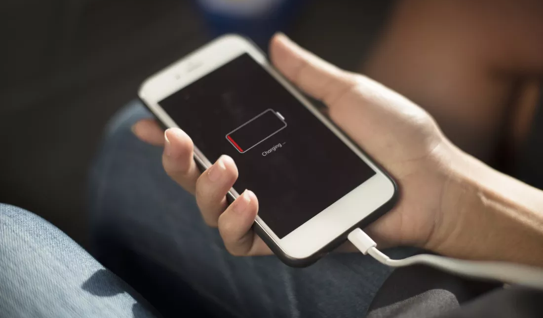 После установки iOS 27 батарея iPhone садится быстрее