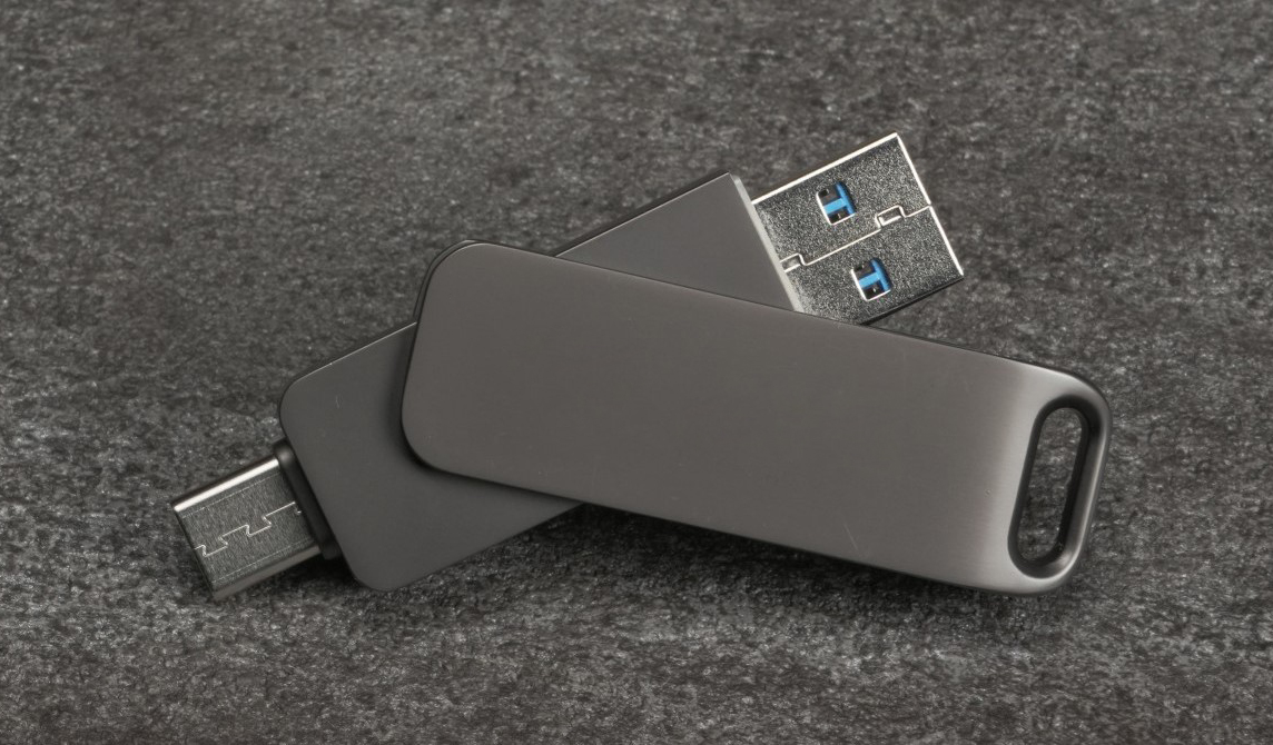 USB-C против USB-A: какой разъем лучше для флешки