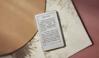 BOOX выпустила крошечную электронную книгу за $100, которая крепится к смартфону