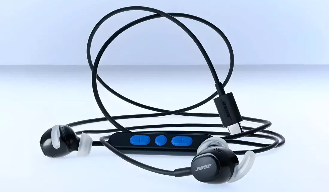 Bose возвращает проводные наушники — молодежь снова выбирает кабель