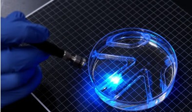 Ученые создали тончайшего робота, которого приводят в движение живые мышечные клетки
